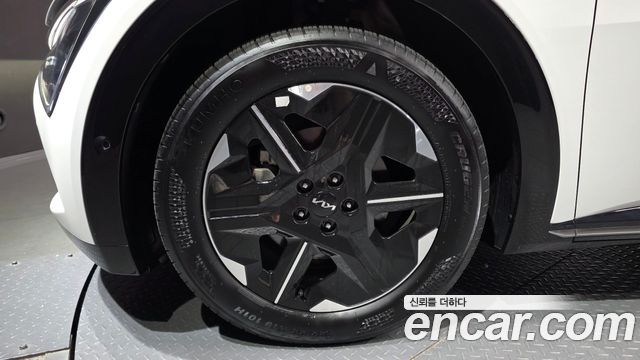 Kia EV6 из Кореи Encar