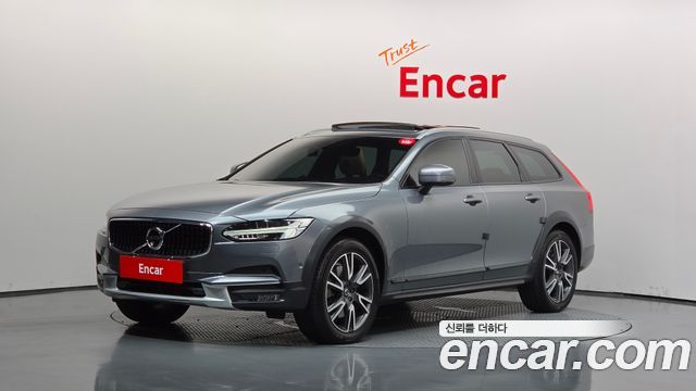Volvo V90 T5 Pro AWD — пробег 165 500 км — фото 1 из 5