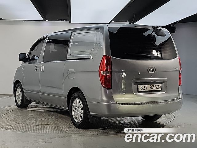 Hyundai Starex 5-Seater VAN Smart — пробег 126 000 км — фото 3 из 5