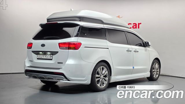 Kia Carnival из Кореи Encar