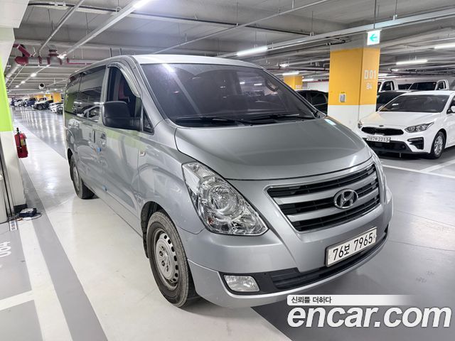 Hyundai Starex 12-Seater Wagon Smart — пробег 177 577 км — фото 2 из 5
