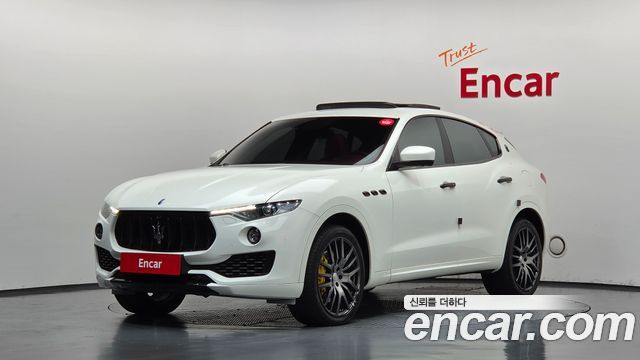 Maserati Levante 3.0 S AWD Sport — пробег 106 038 км — фото 1 из 5