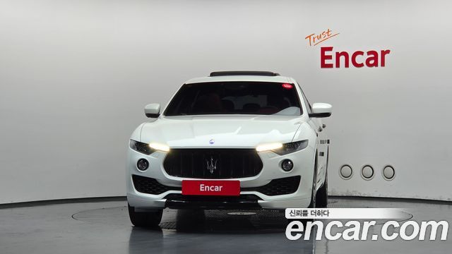 Maserati Levante 3.0 S AWD Sport — пробег 106 038 км — фото 3 из 5