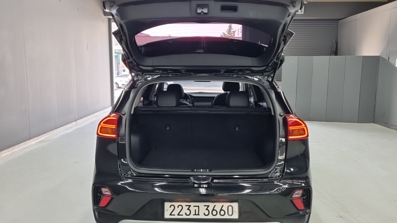Kia Niro 1.6 HEV Noblesse Special — пробег 96 495 км — фото 5 из 5