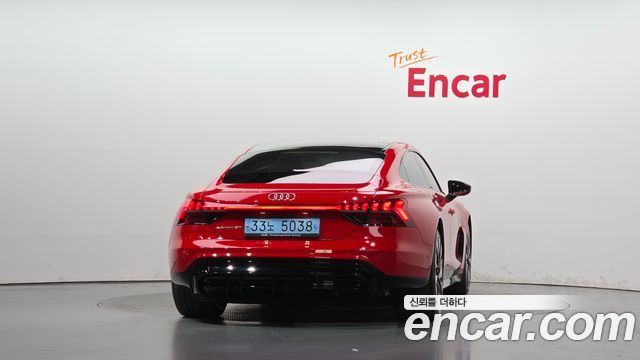 Audi e-tron GT GT quattro Premium — пробег 50 167 км — фото 4 из 5