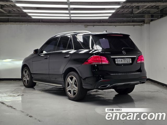 Mercedes-Benz GLE-Class GLE350 d 4MATIC — пробег 221 440 км — фото 2 из 5