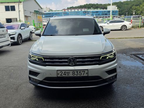 Volkswagen Tiguan 2.0 TDI Prestige — пробег 234 771 км — фото 2 из 5