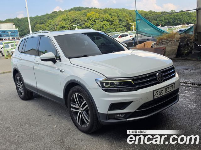 Volkswagen Tiguan 2.0 TDI Prestige — пробег 234 771 км — фото 3 из 5