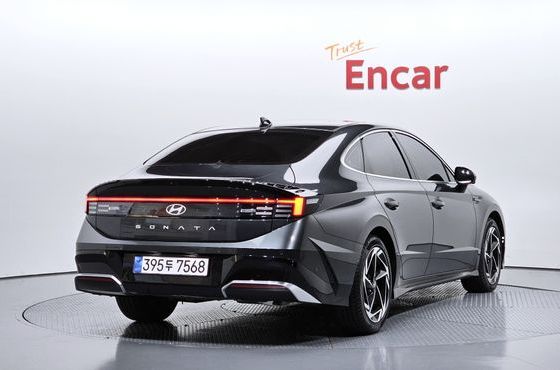 Hyundai Sonata Inspiration — пробег 7 981 км — фото 2 из 5