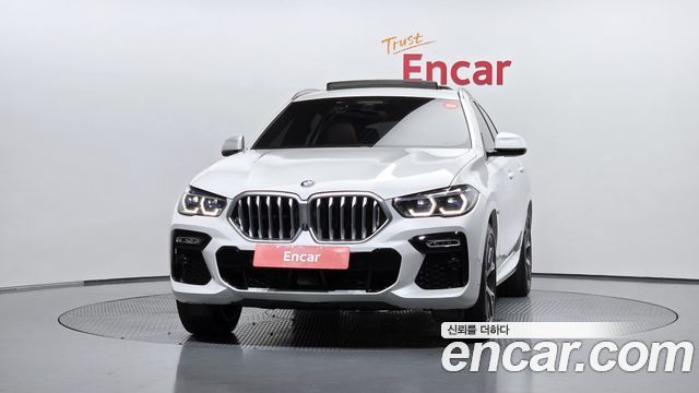 BMW X6 xDrive40i M Sport — пробег 43 112 км — фото 3 из 5