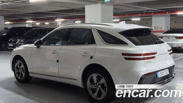 Genesis GV70 2.5T Gasoline AWD — пробег 23 662 км — фото 4 из 5