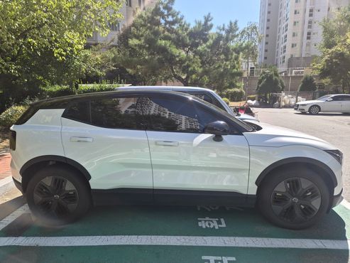 Volvo EX30 Performance Ultra — пробег 6 300 км — фото 3 из 5