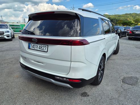 Kia Carnival Diesel 9-Seater Prestige — пробег 36 000 км — фото 4 из 5