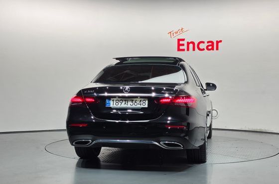 Mercedes-Benz E-Class E350 4MATIC AMG Line — пробег 9 351 км — фото 4 из 5