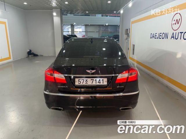 Hyundai Genesis из Кореи Encar