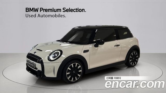 Mini Cooper Classic Third Generation — пробег 48 153 км — фото 1 из 5