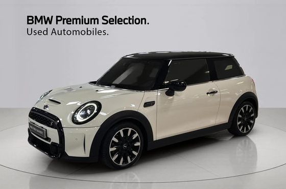 Mini Cooper Classic Third Generation — пробег 48 153 км — фото 1 из 5