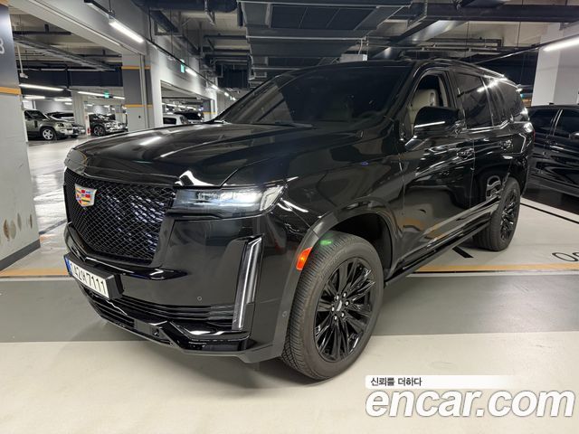 Cadillac Escalade 6.2 Sports Platinum — пробег 24 856 км — фото 1 из 5