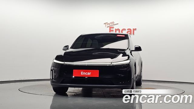 Tesla Model Y Long Range AWD — пробег 7 438 км — фото 3 из 5