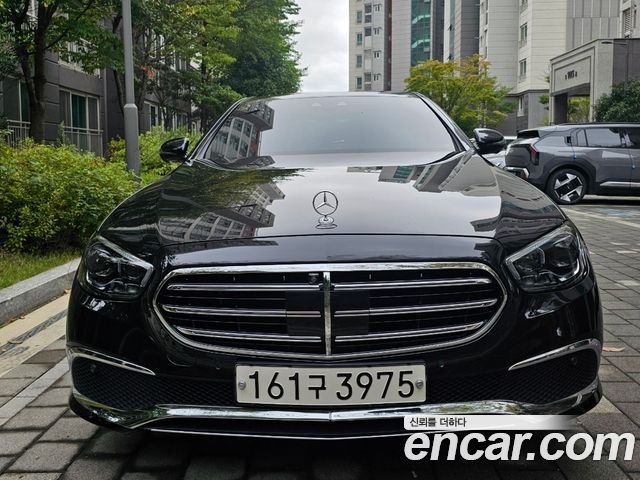 Mercedes-Benz E-Class E300e 4MATIC Exclusive — пробег 38 000 км — фото 3 из 5