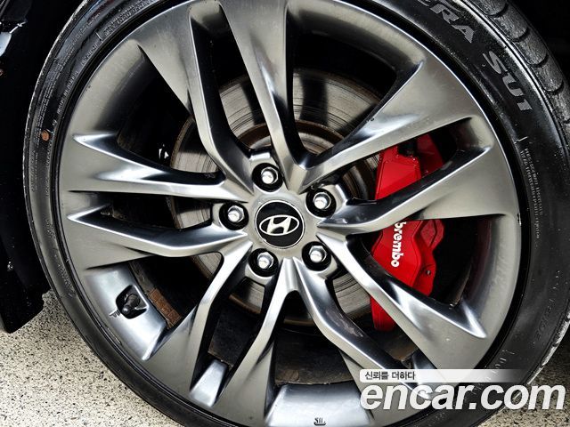 Hyundai Genesis из Кореи Encar