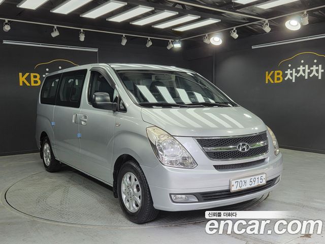 Hyundai Starex 11-Seater Wagon CVX Premium — пробег 140 000 км — фото 2 из 5