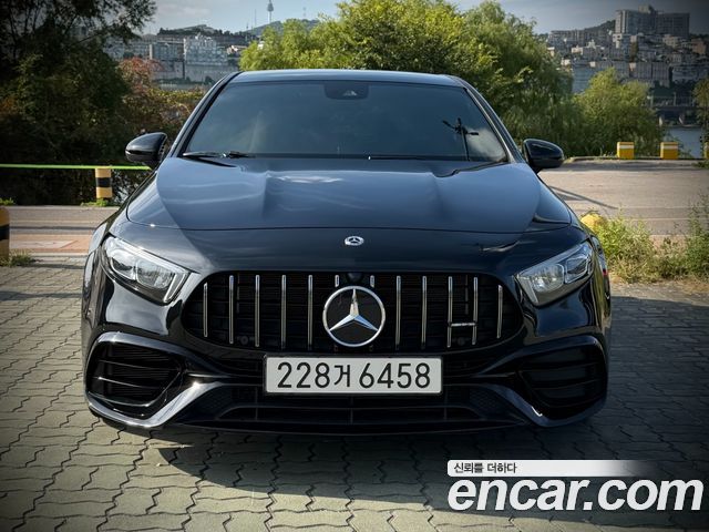 Mercedes-Benz A-Class AMG A45 4MAITC+ Hatchback — пробег 27 000 км — фото 1 из 5
