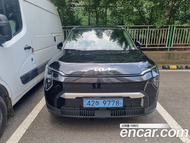 Kia EV3 Standard 2WD Air — пробег 232 км — фото 1 из 5