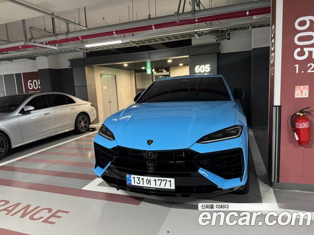 Lamborghini Urus 4.0 V8 SE — пробег 550 км — фото 3 из 5