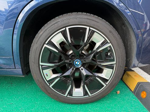 BMW iX3 M Sports — пробег 38 000 км — фото 5 из 5