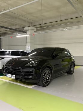 Porsche Cayenne 3.0 — пробег 42 000 км — фото 1 из 5