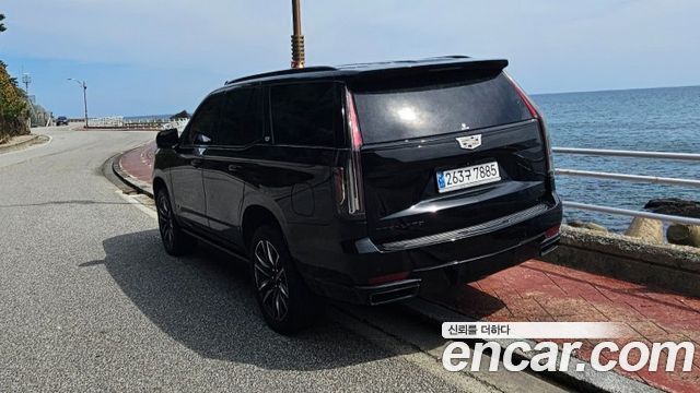 Cadillac Escalade 6.2 Sports Platinum — пробег 105 000 км — фото 2 из 5