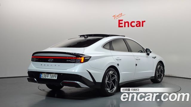 Hyundai Sonata Inspiration — пробег 21 468 км — фото 2 из 5