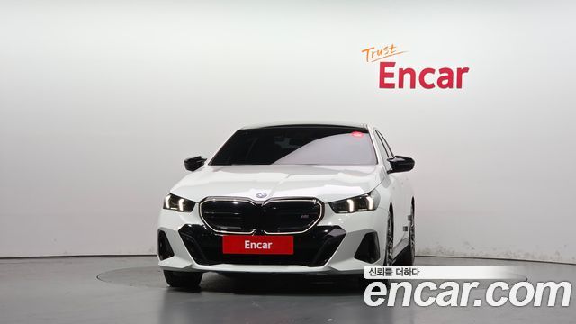 BMW i5 M60 xDrive — пробег 41 387 км — фото 3 из 5