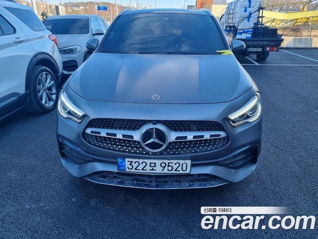 Mercedes-Benz GLA-Class GLA250 4MATIC — пробег 46 500 км — фото 1 из 5