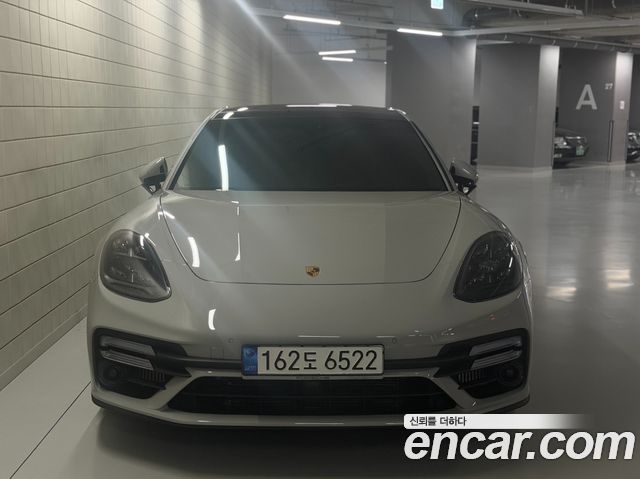 Porsche Panamera 4.0 GTS — пробег 56 500 км — фото 1 из 5