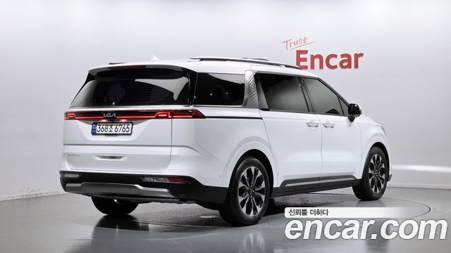 Kia Carnival из Кореи Encar