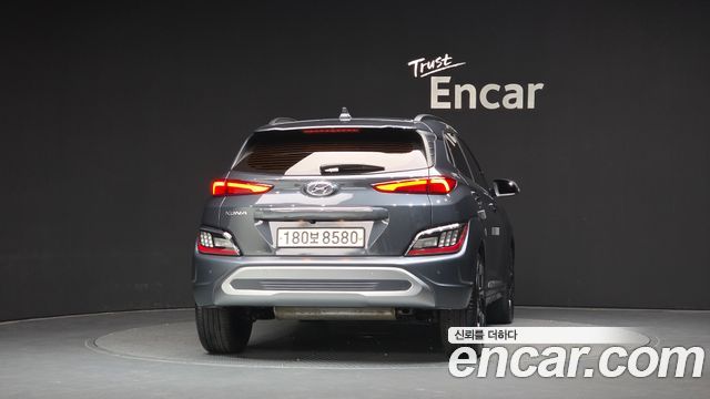 Hyundai Kona из Кореи Encar