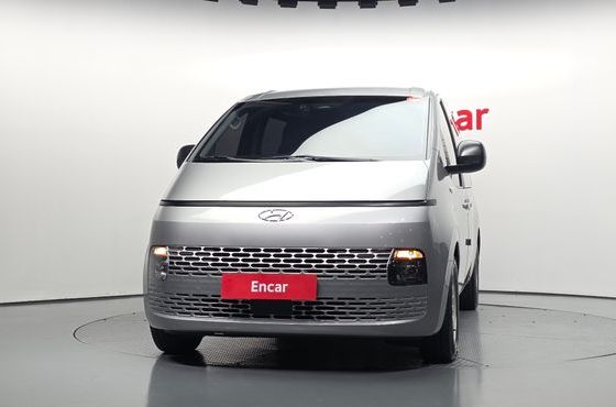Hyundai Staria Cargo 5-Seater Smart — пробег 81 400 км — фото 3 из 5