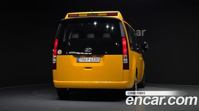 Hyundai Staria из Кореи Encar