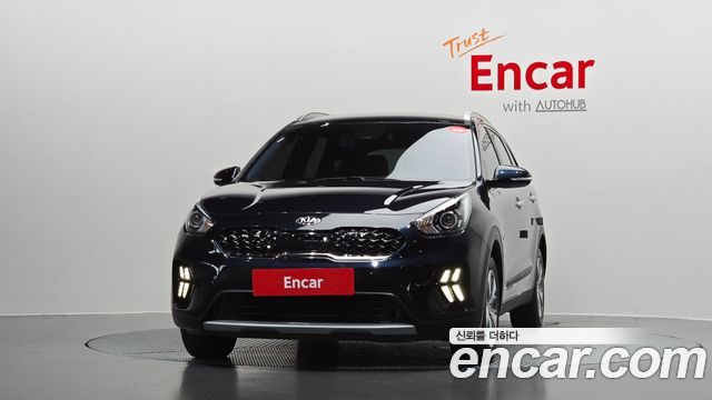 Kia Niro 1.6 HEV Luxury — пробег 85 921 км — фото 3 из 5