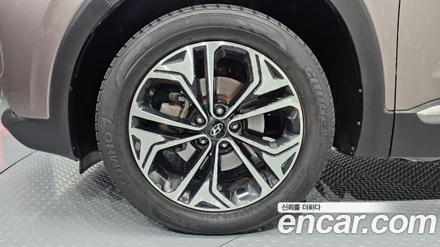 Hyundai Santafe Diesel 2.2 2WD Prestige — пробег 125 043 км — фото 5 из 5