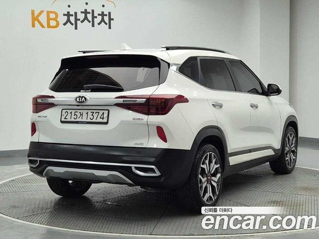 Kia Seltos из Кореи Encar