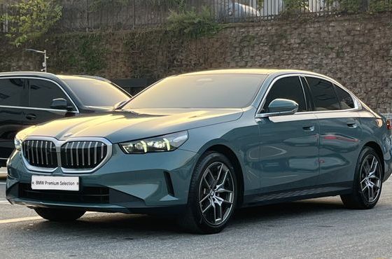 BMW 5-Series 523d — пробег 8 643 км — фото 1 из 5