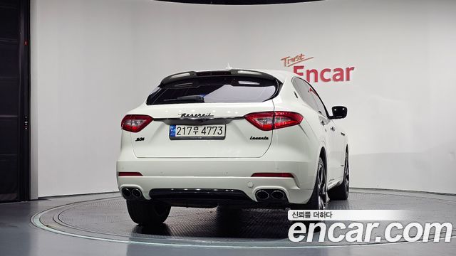 Maserati Levante 3.0 AWD GranSport — пробег 128 038 км — фото 4 из 5