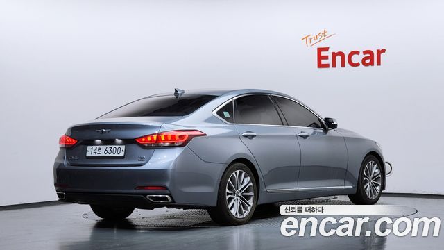 Hyundai Genesis из Кореи Encar