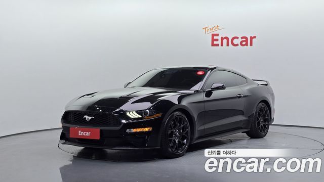 Ford Mustang Coupe — пробег 25 153 км — фото 1 из 5