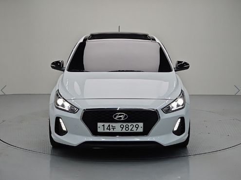 Hyundai i30 1.6 Turbo Sport Premium — пробег 73 928 км — фото 2 из 5