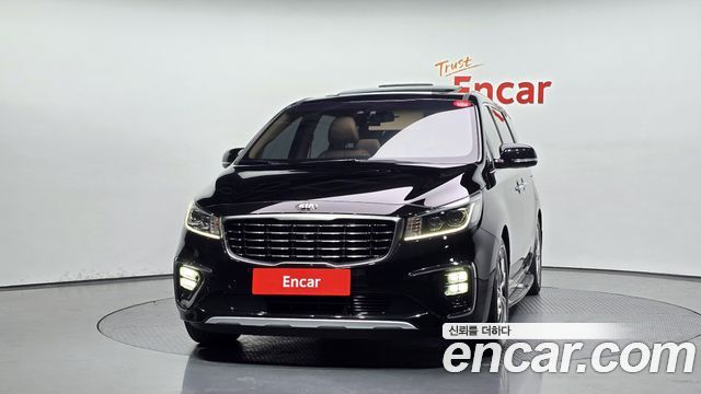 Kia Carnival из Кореи Encar