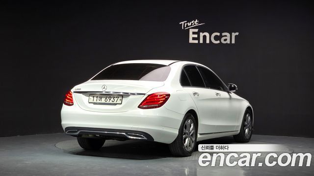 Mercedes-Benz C-Class из Кореи Encar